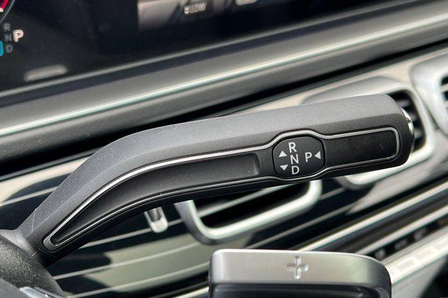 new 2026 Mercedes-Benz GLS 580 car, priced at $138,375