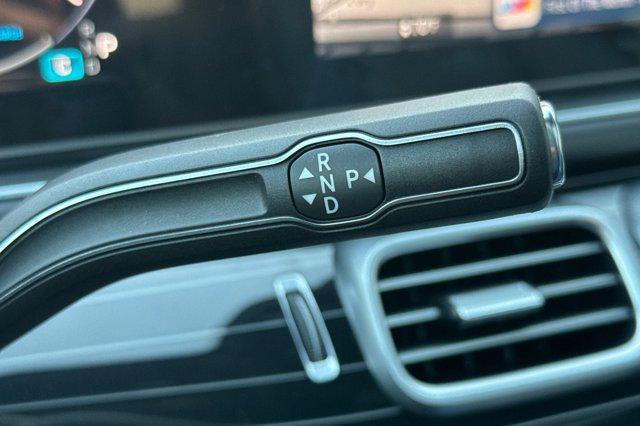 new 2026 Mercedes-Benz GLE 580 car, priced at $121,125