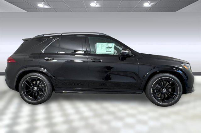 new 2026 Mercedes-Benz GLE 580 car, priced at $121,125