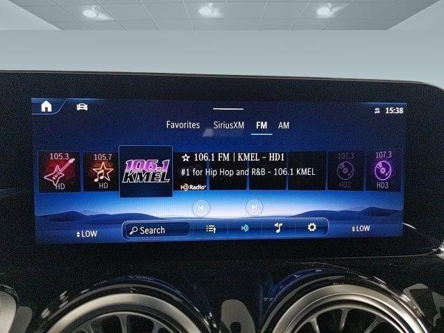 new 2024 Mercedes-Benz GLB 250 car, priced at $52,600