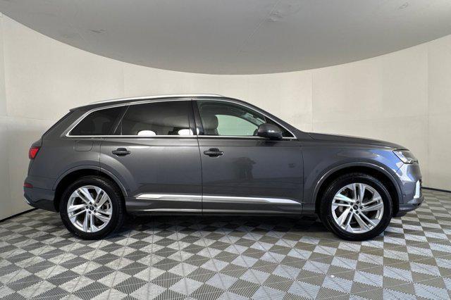 used 2024 Audi Q7 car, priced at $33,999