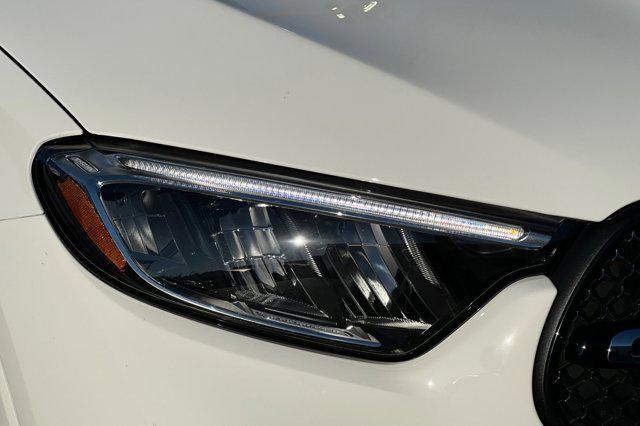 new 2026 Mercedes-Benz GLC 300 car, priced at $61,330