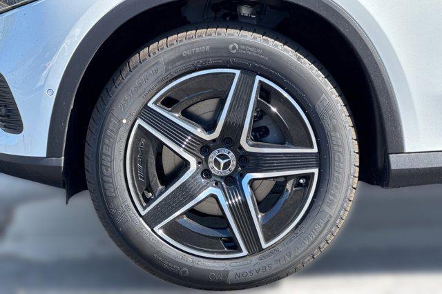 new 2026 Mercedes-Benz GLC 300 car, priced at $51,680