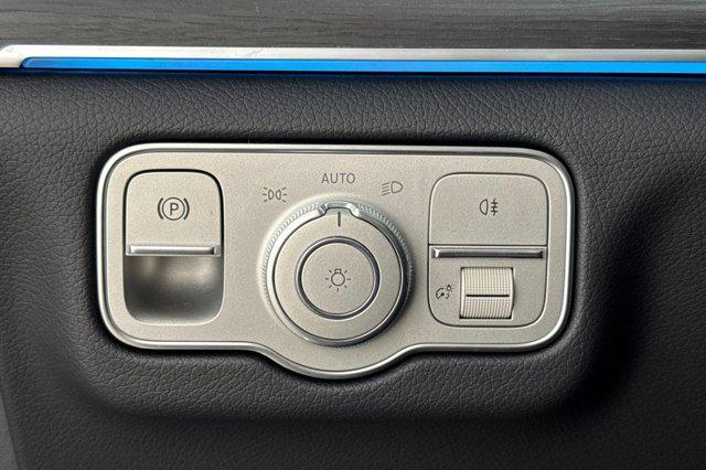 new 2026 Mercedes-Benz GLE 350 car, priced at $70,065