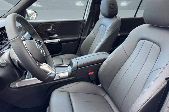 new 2026 Mercedes-Benz GLB 250 car, priced at $49,325