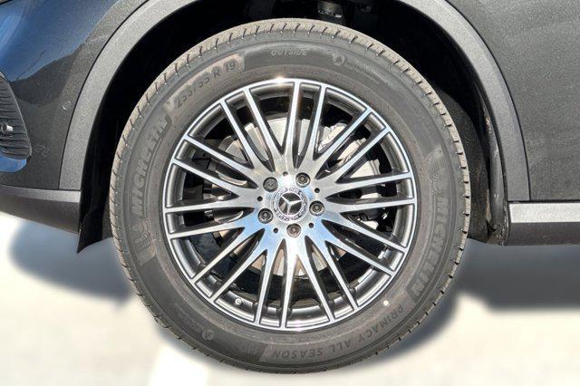 new 2026 Mercedes-Benz GLC 300 car, priced at $57,115