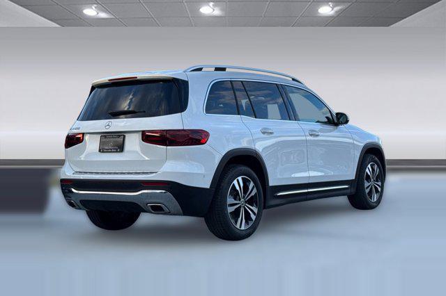 new 2025 Mercedes-Benz GLB 250 car, priced at $49,580