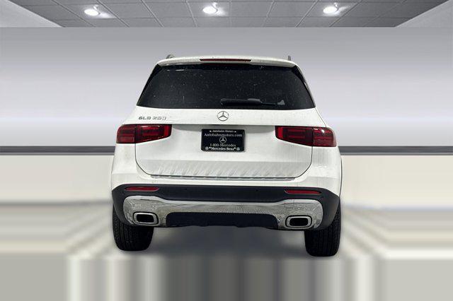 new 2025 Mercedes-Benz GLB 250 car, priced at $50,345