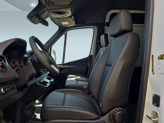 new 2024 Mercedes-Benz Sprinter 2500 car, priced at $74,027