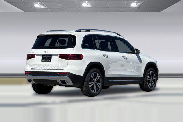 new 2026 Mercedes-Benz GLB 250 car, priced at $49,915