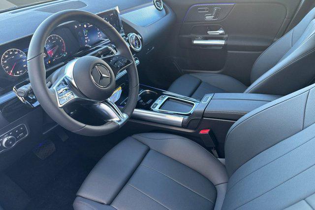 new 2025 Mercedes-Benz GLA 250 car, priced at $47,295