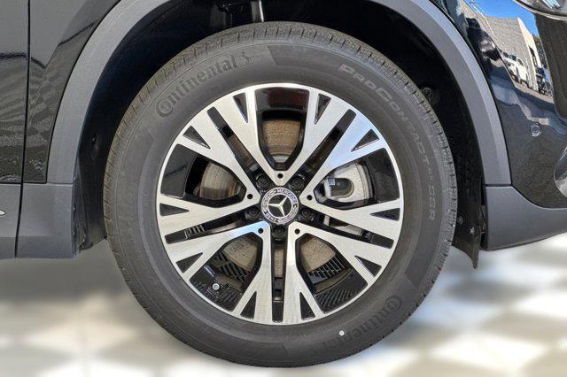 new 2025 Mercedes-Benz GLA 250 car, priced at $47,295