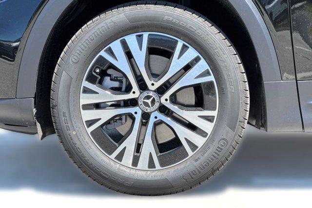 new 2026 Mercedes-Benz GLB 250 car, priced at $48,145