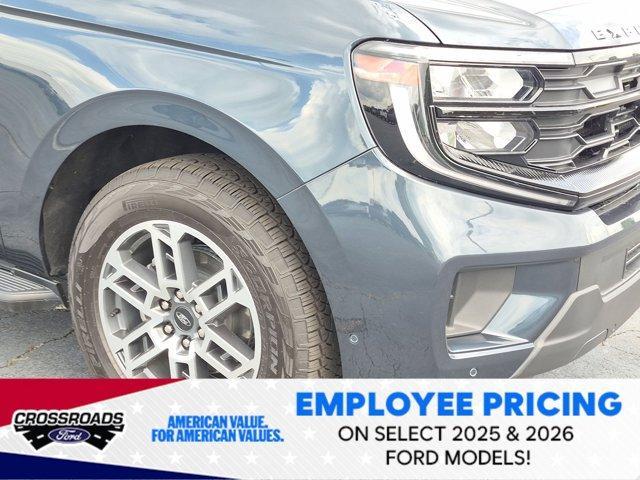 new 2025 Ford Expedition car, priced at $69,198