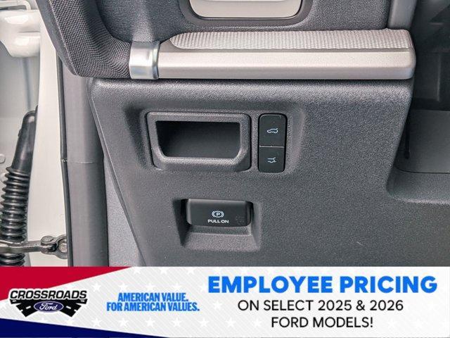 new 2026 Ford Expedition car, priced at $69,978