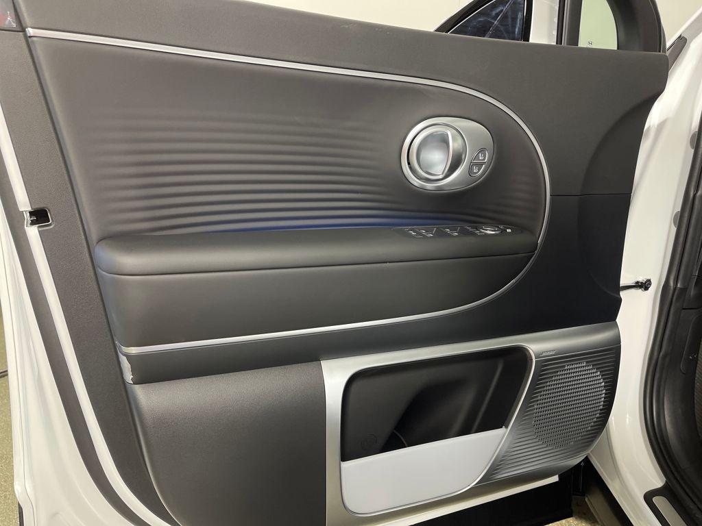 new 2026 Hyundai IONIQ 9 car, priced at $63,080