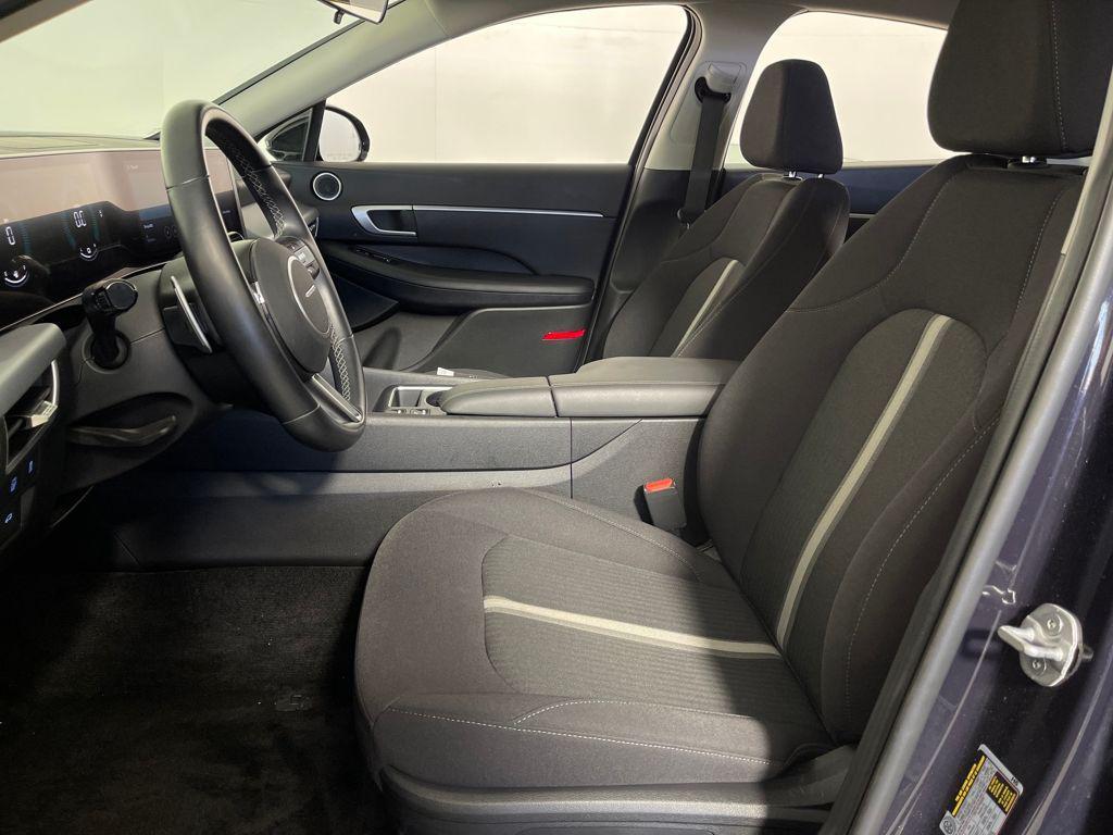 used 2025 Hyundai Sonata Hybrid car, priced at $24,895