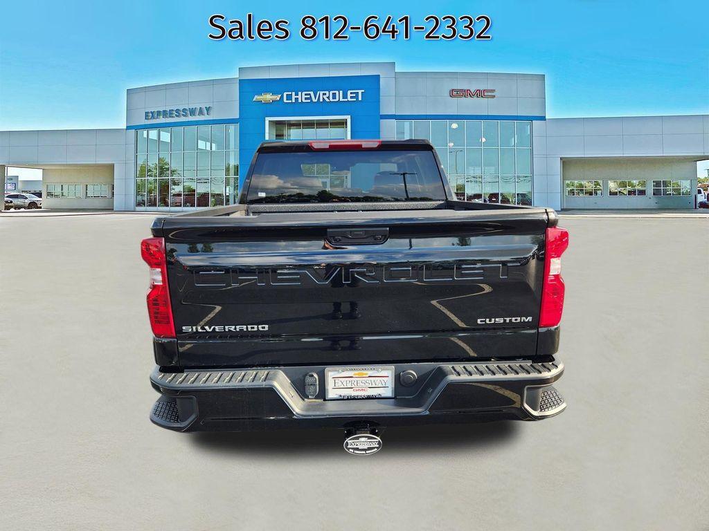 new 2026 Chevrolet Silverado 1500 car, priced at $43,322