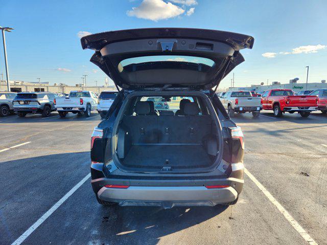 used 2025 Chevrolet Equinox car, priced at $25,804