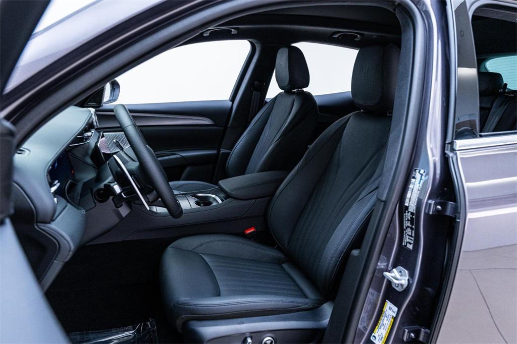 used 2024 Maserati Grecale car, priced at $57,885