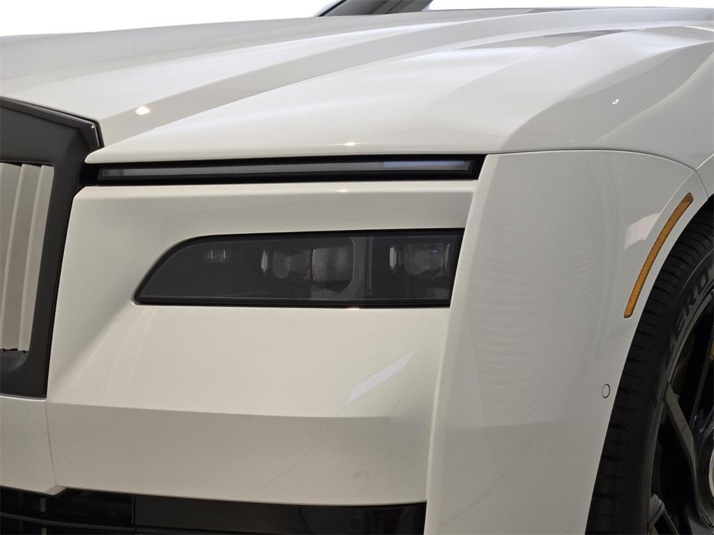 new 2025 Rolls-Royce Spectre car, priced at $576,300