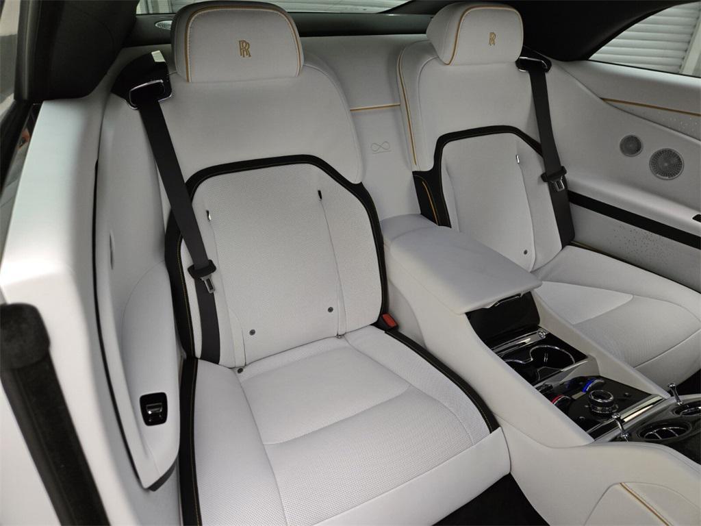 new 2025 Rolls-Royce Spectre car, priced at $576,300