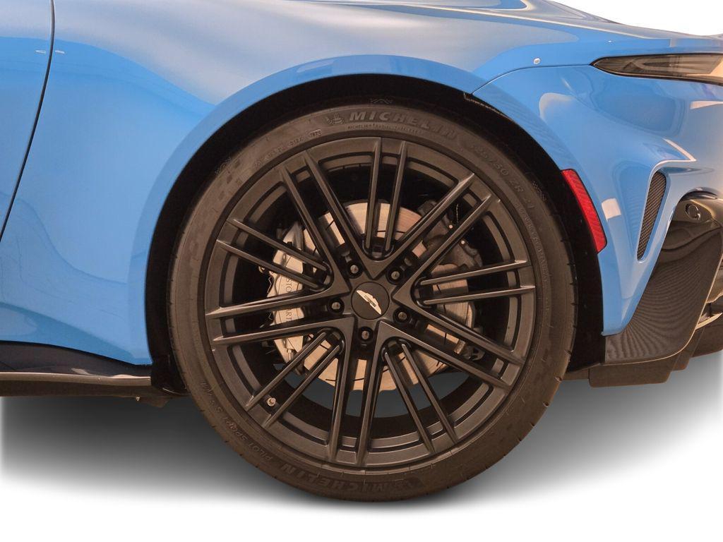 used 2025 Aston Martin Vantage car, priced at $194,990