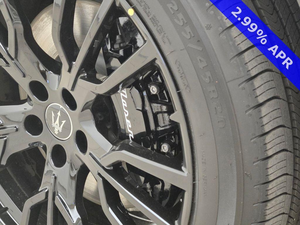 new 2025 Maserati Grecale car, priced at $81,600