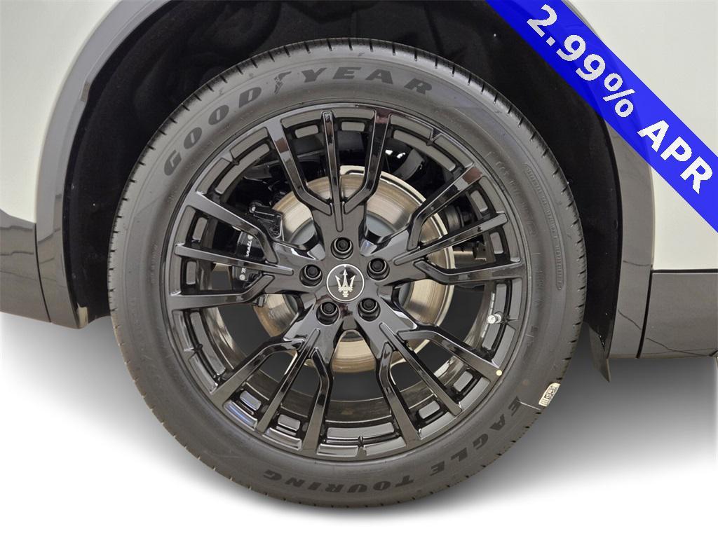 new 2025 Maserati Grecale car, priced at $81,600