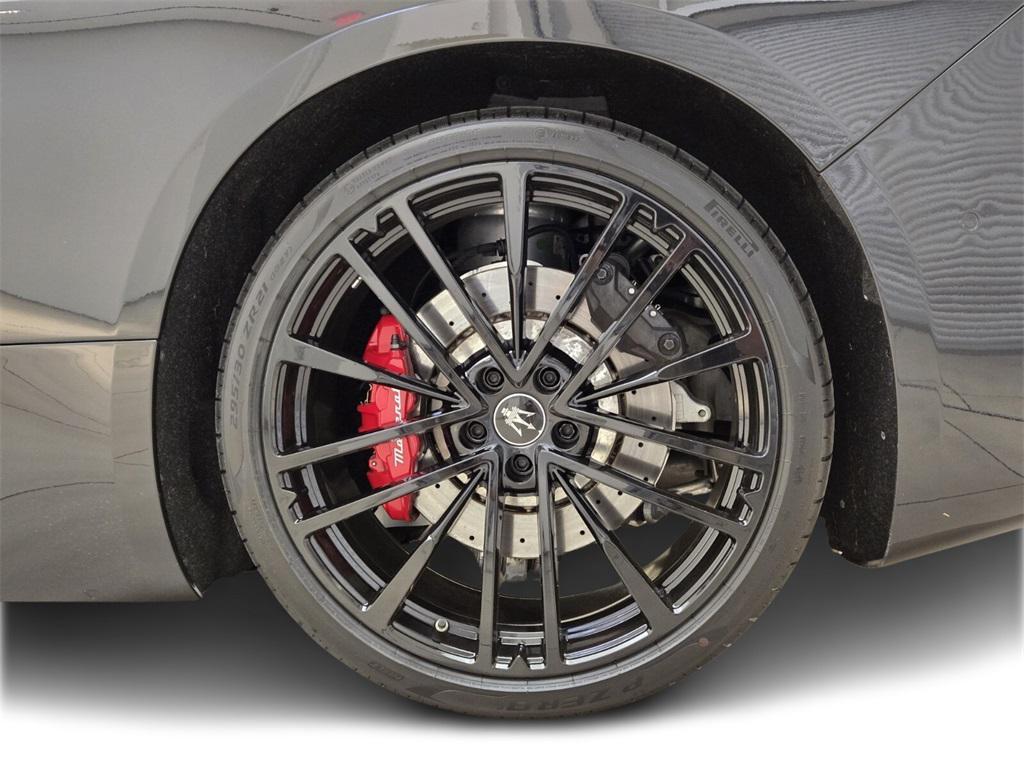 used 2024 Maserati GranTurismo car