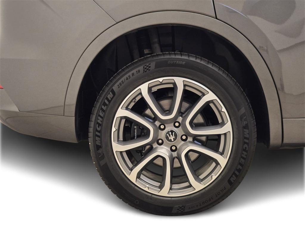 used 2021 Maserati Levante car, priced at $38,990