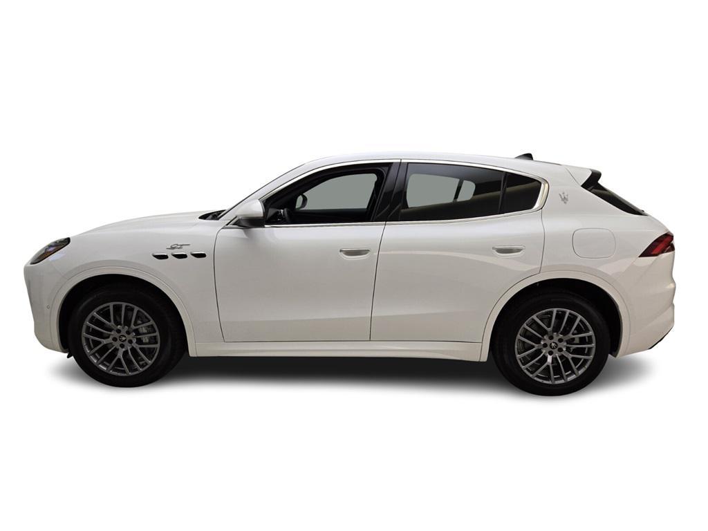 used 2024 Maserati Grecale car, priced at $59,449