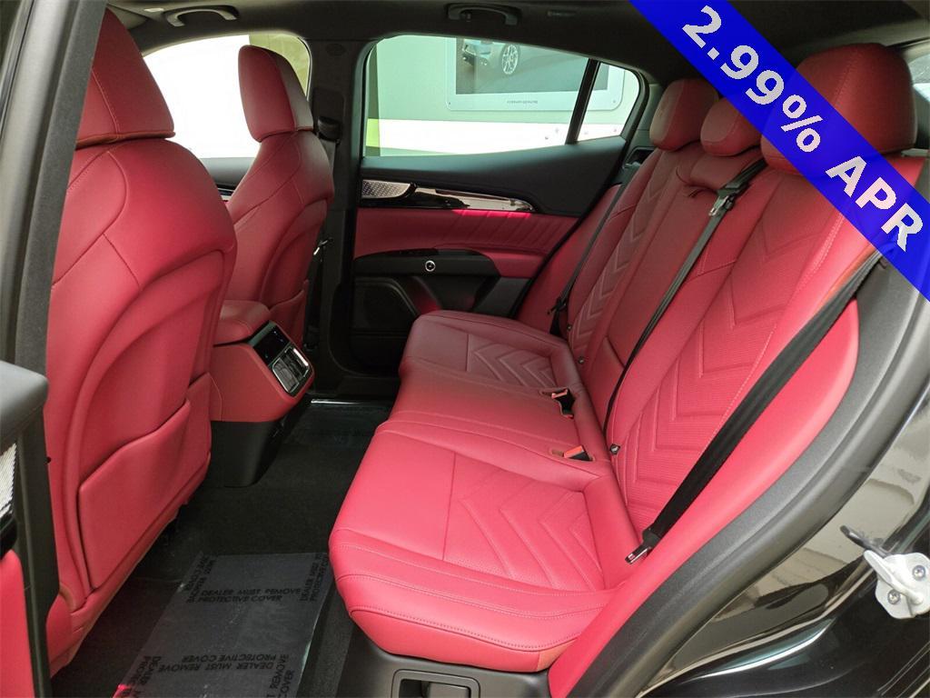 new 2025 Maserati Grecale car, priced at $95,125