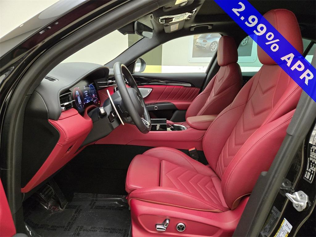 new 2025 Maserati Grecale car, priced at $95,125