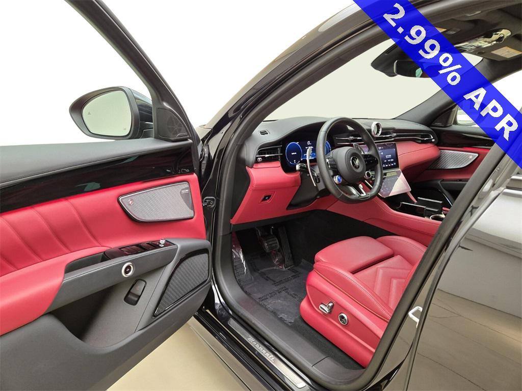 new 2025 Maserati Grecale car, priced at $95,125