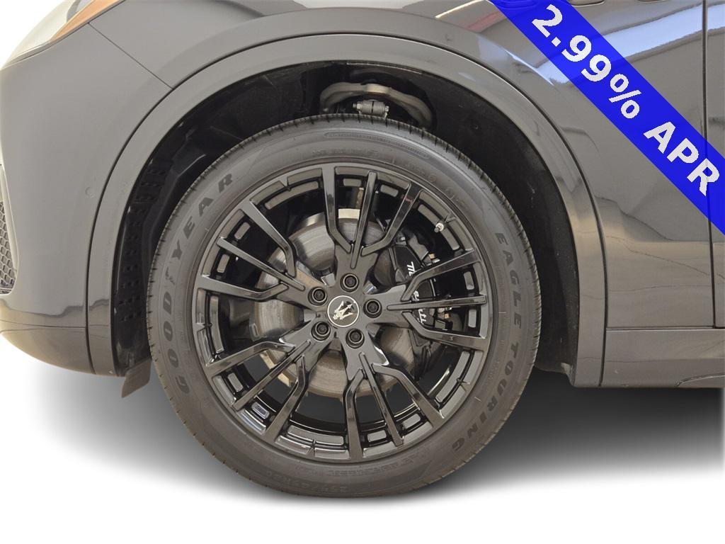 new 2025 Maserati Grecale car, priced at $95,125