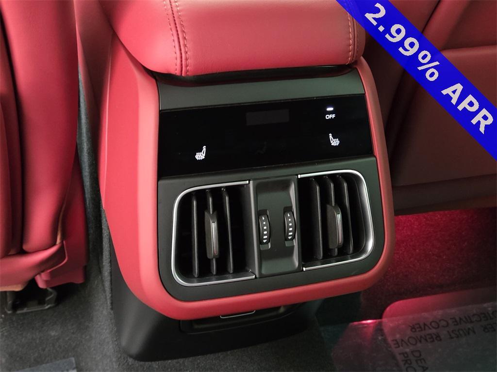 new 2025 Maserati Grecale car, priced at $95,125