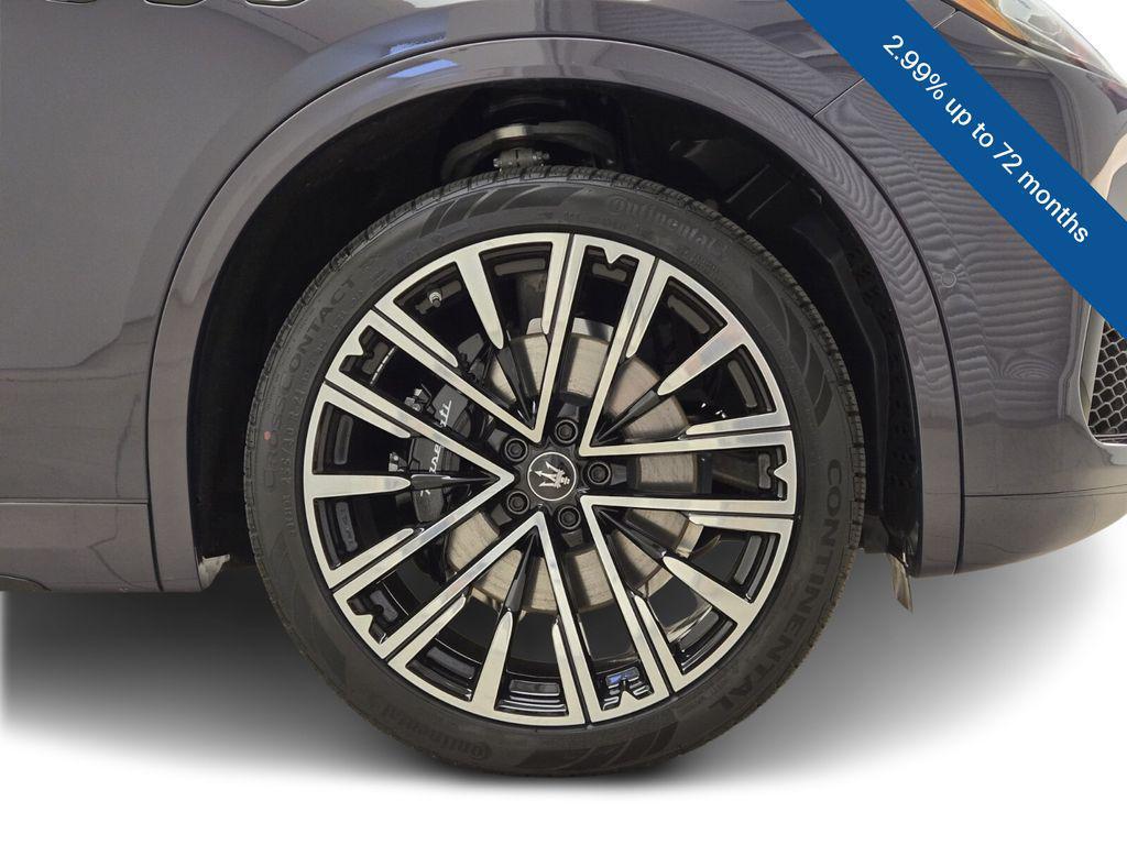 new 2025 Maserati Grecale car, priced at $90,910