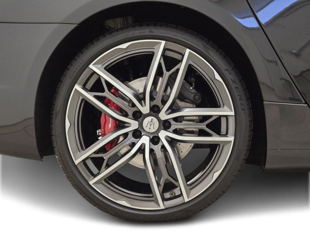 used 2022 Maserati Quattroporte car, priced at $49,990