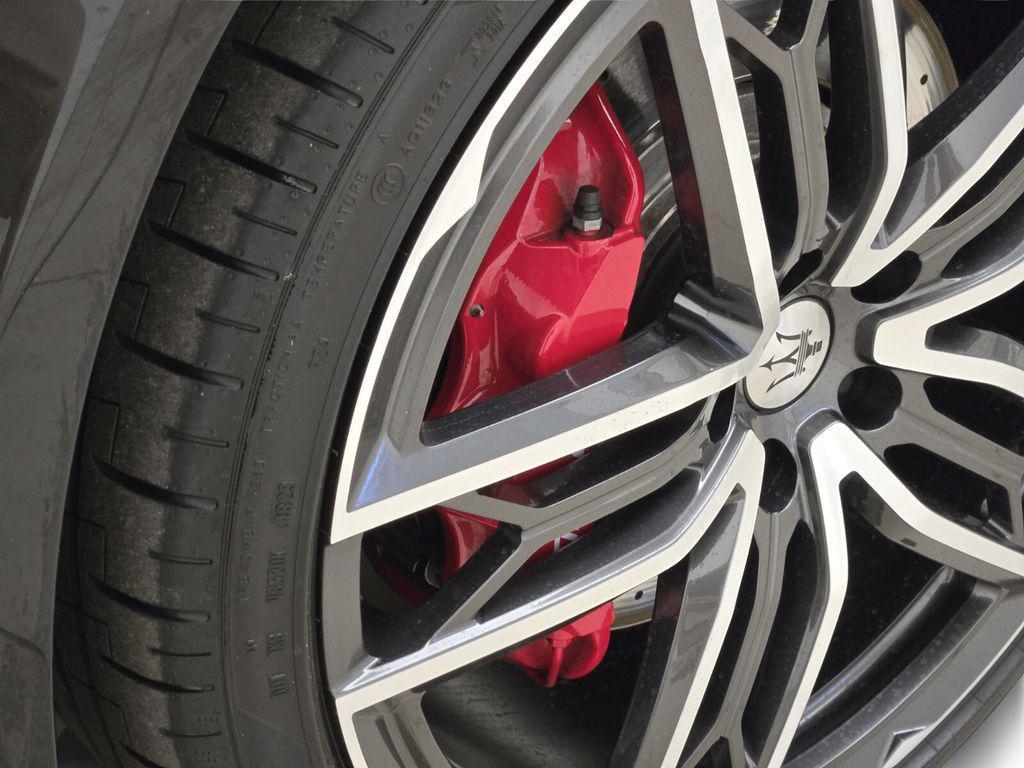 used 2022 Maserati Quattroporte car, priced at $49,990