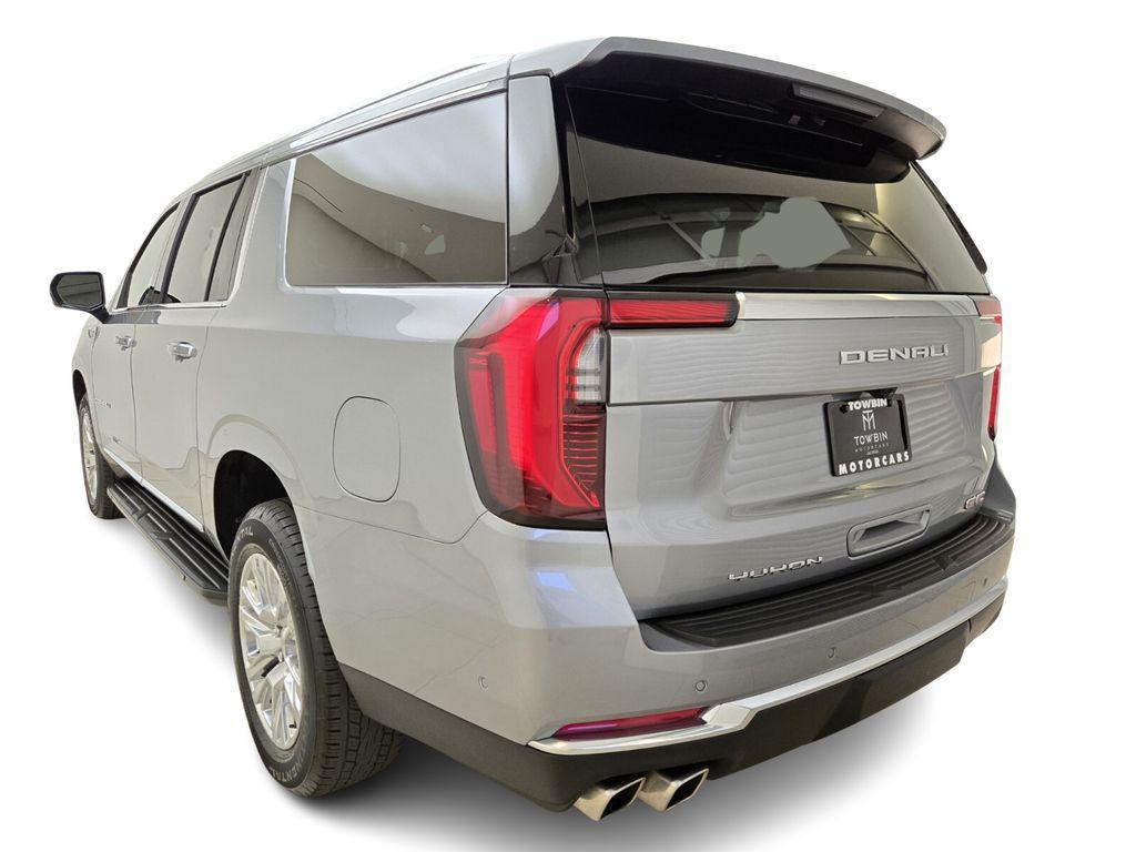 used 2025 GMC Yukon XL car, priced at $69,990