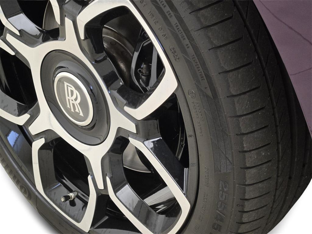 used 2023 Rolls-Royce Cullinan car, priced at $329,990