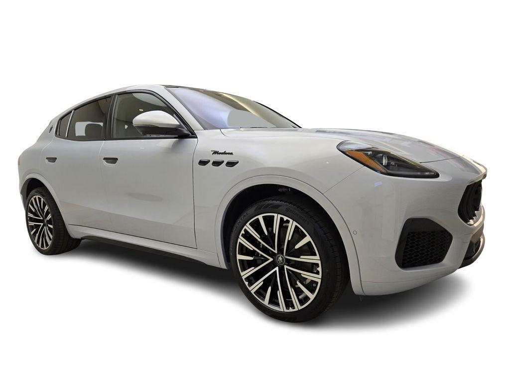 new 2025 Maserati Grecale car, priced at $90,955