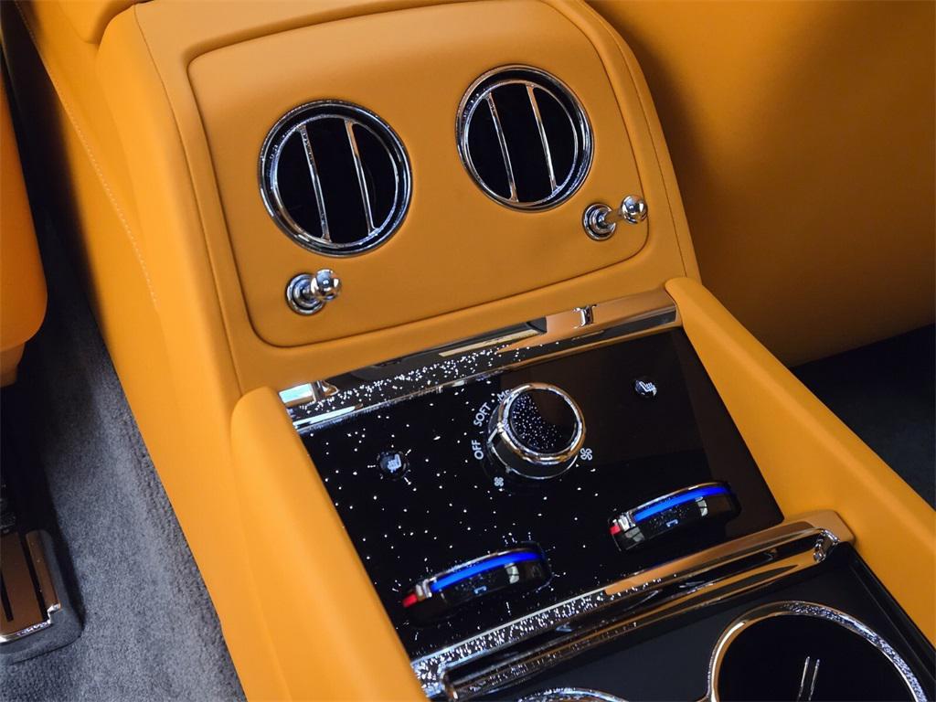 new 2025 Rolls-Royce Spectre car, priced at $524,375