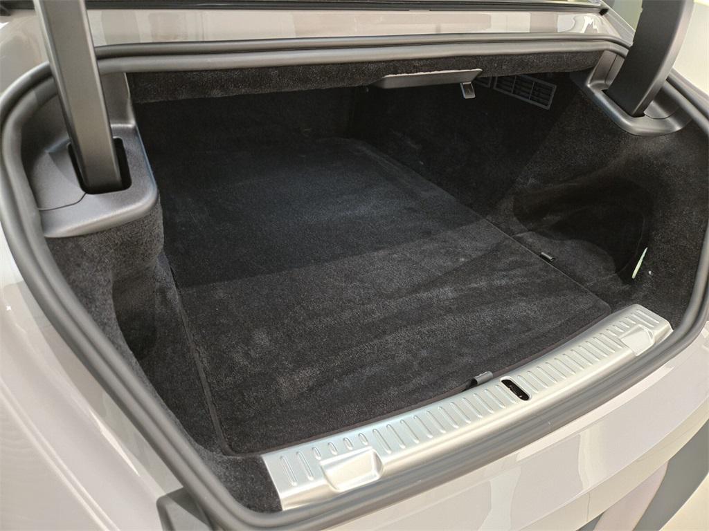 new 2025 Rolls-Royce Spectre car, priced at $524,375