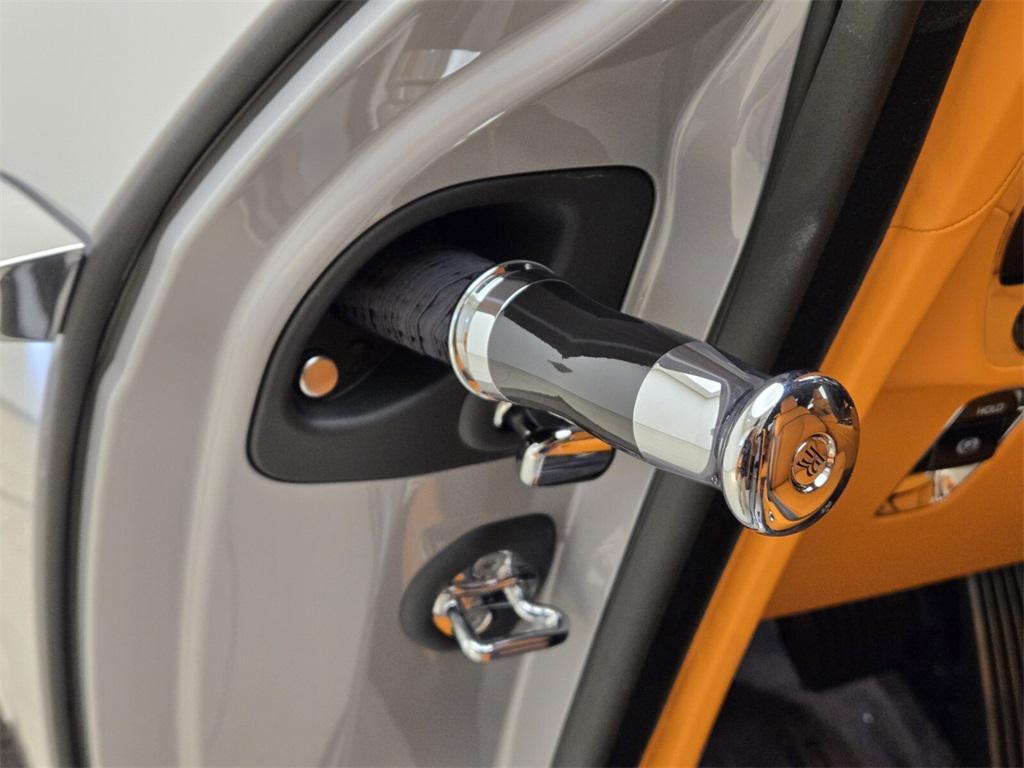 new 2025 Rolls-Royce Spectre car, priced at $524,375