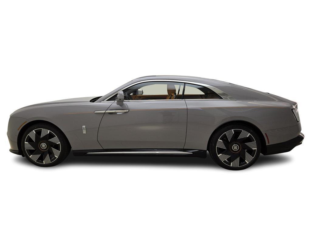 new 2025 Rolls-Royce Spectre car, priced at $524,375