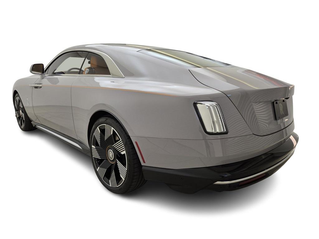 new 2025 Rolls-Royce Spectre car, priced at $524,375