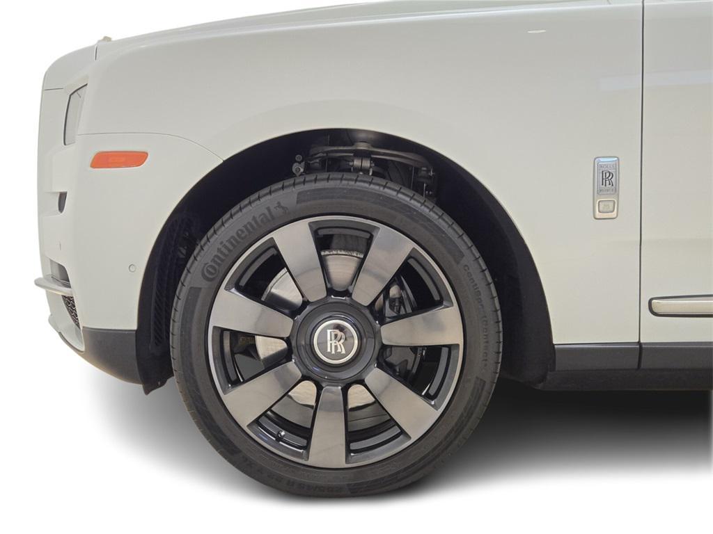 used 2019 Rolls-Royce Cullinan car, priced at $217,990