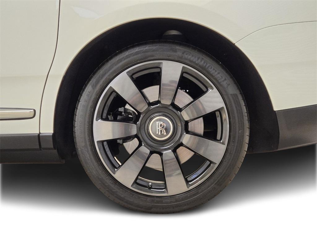 used 2019 Rolls-Royce Cullinan car, priced at $217,990